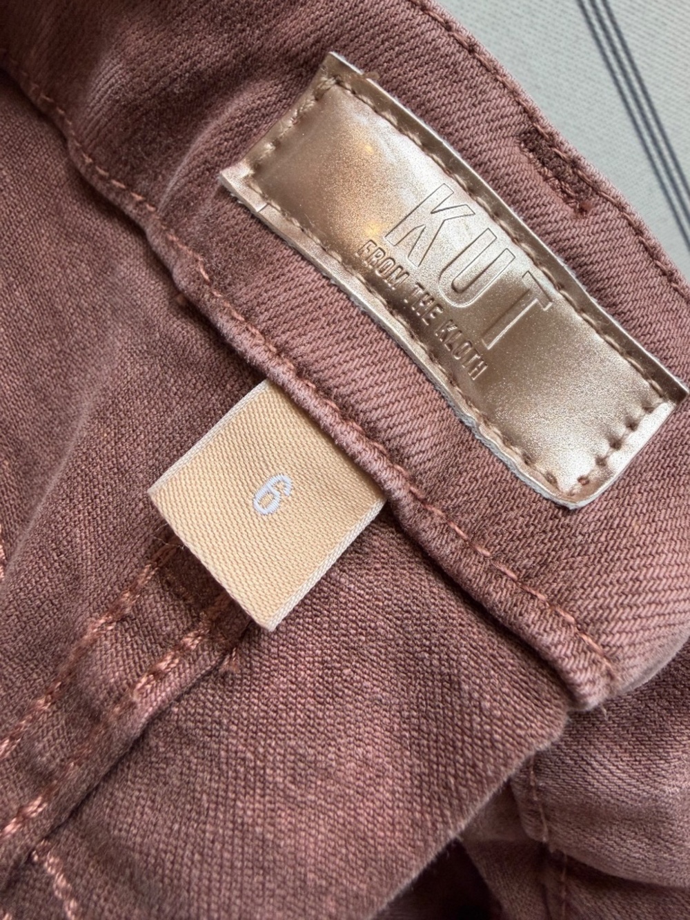 Kut from the cloth distressed brown wide leg jean - Picture 3 of 6